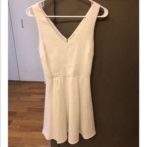 Beautiful White Everly Dress Size Small